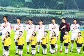 深圳男篮聘请澳大利亚教练凯利任2025-2026赛季主教练，阵容以本土核心为主，阵容实力强劲。